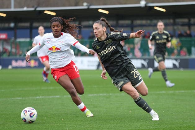 Google Pixel Women Bundesliga, RB Leipzig 1 FC Union Berlin 14 03 2026 Ridle Baku 17, RB Leipzig vs Amber Tysiak 26, Union Berlin Football, Google Pixel Women Bundesliga, Season 2025 2026, 20 Matchday RB Leipzig vs 1 FC Union Berlin on 14 03 2026, Training Center Cottaweg, Leipzig DFB REGULATIONS PROHIBIT ANY USE OF PHOTOGRAPHS AS IMAGE SEQUENCES AND OR QUASI VIDEO Copyright: xBEAUTIFULxSPORTS JanxKaeferx