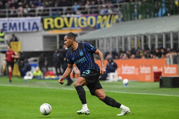 CALCIO - Serie A - Inter - FC Internazionale vs Atalanta BC Manuel Akanji of FC Inter in action during the Italian Serie A football match between Inter FC Internazionale and Atalanta BC on on 14 of March 2026 at Giuseppe Meazza San Siro Siro stadium in Milan, Italy. Photo Tiziano Ballabio Milan Italy  Copyright: xIPAxSport ABACAx