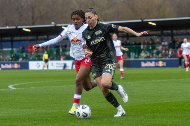 Germany, Google Pixel Womens Bundesliga, Season 2025 2026, Matchday 20, Training Center Cottaweg, RB Leipzig vs 1 FC Union Berlin, Tysiak Amber 1 FC Union Berlin, 26 in duel against Baum Lisa RB Leipzig, 11 Copyright: xMichellexLukax
