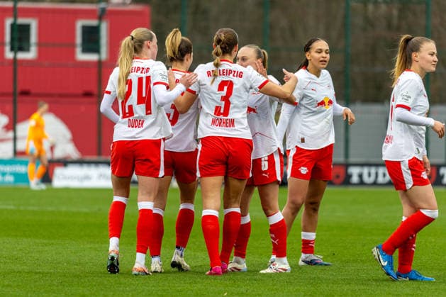 Germany, Google Pixel Womens Bundesliga, Season 2025 2026, Matchday 20, Training Center Cottaweg, RB Leipzig vs 1 FC Union Berlin, Goal celebration Dudek Nikoline RB Leipzig, 24 ,Starke Sandra RB Leipzig, 13 , Joly Lou Ann RB Leipzig, 6 , Starke Sandra RB Leipzig, 13 , Baum Lisa RB Leipzig, 11 Copyright: xMichellexLukax