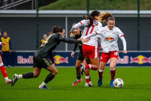 Annabel Schasching RB Leipzig Women, 16 duel, duel, fight Hannah Eurlings 1 FC Union Berlin Women, 14 on the ball, RB Leipzig Women vs 1 FC Union Berlin Women, Football, Google Pixel Women Bundesliga, 20 Matchday, Season 2025 2026, 14 03 2026 ,¨ DFL REGULATIONS PROHIBIT ANY USE OF PHOTOGRAPHS AS IMAGE SEQUENCES AND OR QUASI VIDEO,¨ RB Leipzig Frauen vs 1 FC Union Berlin Frauen, Football, Google Pixel Frauen Bundesliga, 20 Matchday, Season 2025 2026, 14 03 2026 Leipzig Copyright: xEibner-Pressefoto LauraxRoemerx EP_LRR