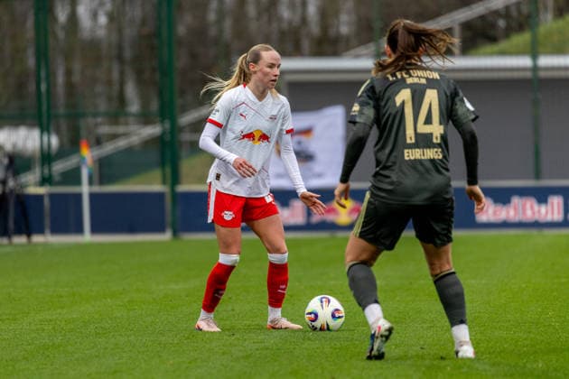 Germany, Google Pixel Womens Bundesliga, Season 2025 2026, Matchday 20, Training Center Cottaweg, RB Leipzig vs 1 FC Union Berlin, Dudek Nikoline RB Leipzig, 24 , Eurlings Hannah 1 FC Union Berlin, 14 Copyright: xMichellexLukax