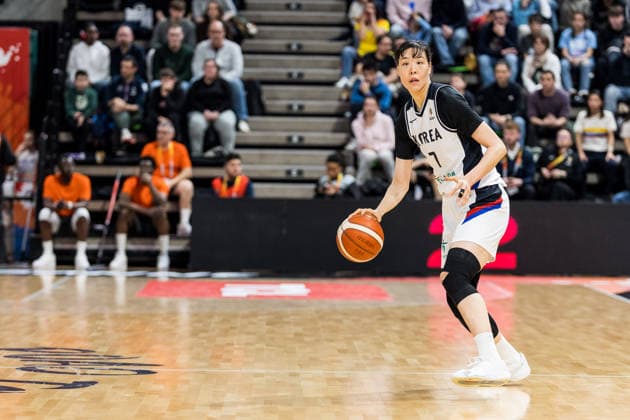LYON-VILLEURBANNE, FRANCE - MARCH 14: Jisu Park (Republic of Korea, 7) controls the ball during the FIBA Women™s World Cup Qualifying Tournament match between Republic of Korea (KOR) vs. Colombia (COL) at Astroballe on matchday 3 of the FIBA Women™s World Cup Qualifying Tournament on March 14, 2026 in Lyon-Villeurbanne, France. France Copyright: xSteffiexWunderlx
