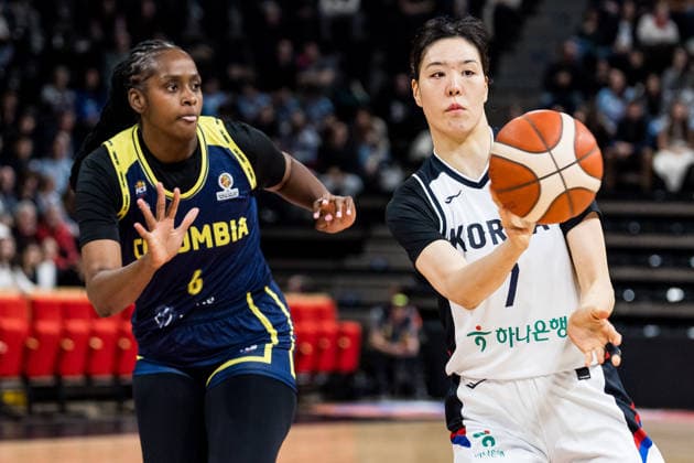 LYON-VILLEURBANNE, FRANCE - MARCH 14: Jisu Park (Republic of Korea, 7) controls the ball against Yuliany Paz (Colombia, 6) during the FIBA Women™s World Cup Qualifying Tournament match between Republic of Korea (KOR) vs. Colombia (COL) at Astroballe on matchday 3 of the FIBA Women™s World Cup Qualifying Tournament on March 14, 2026 in Lyon-Villeurbanne, France. France Copyright: xSteffiexWunderlx