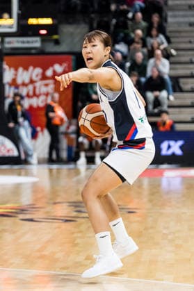 LYON-VILLEURBANNE, FRANCE - MARCH 14: Jihyun Park (Republic of Korea, 1) controls the ball during the FIBA Women™s World Cup Qualifying Tournament match between Republic of Korea (KOR) vs. Colombia (COL) at Astroballe on matchday 3 of the FIBA Women™s World Cup Qualifying Tournament on March 14, 2026 in Lyon-Villeurbanne, France. France Copyright: xSteffiexWunderlx