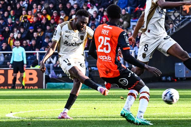 FOOTBALL : FC Lorient vs RC Lens - Ligue 1 - JournÃ e 26 - 14 03 2026 But de Odsonne Edouard (RC Lens) LorientFrance  Copyright: xBaptistexAutissierx