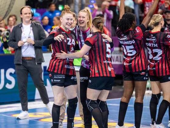 Helen van Beurden HSG Bensheim Auerbach, 36 , Isabell Hurst HSG Bensheim Auerbach, 05 and Kim Irion HSG Bensheim Auerbach, 25 are happy after the victory, Thueringer HC vs HSG Bensheim Auerbach, Handball, DHB Pokal Haushahn Final 4, Season 2025 2026, 14 03 2026 Thueringer HC vs HSG Bensheim Auerbach, Handball, DHB Pokal Haushahn Final 4, Season 2025 2026, 14 03 2026 Stuttgart Copyright: xMichaelxSchmidt Eibner-Pressefotx EP_MST