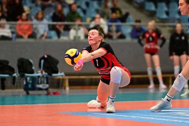 Volleyball I Women I Season 2025 2026 I Bundesliga I Main Round I ETV Hamburger Volksbank Volleys VC Wiesbaden I 14 03 2026 Acceptance Leonie Körtzinger 7, ETV Hamburger Volksbank Volleys Hamburg CU Arena Hamburg Germany Copyright: xLobeca FelixxSchlikisx