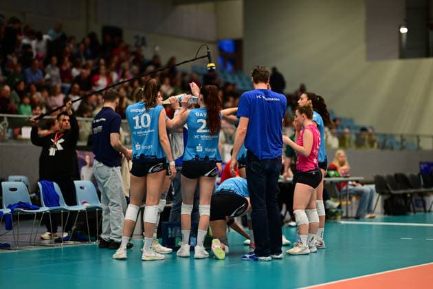 Volleyball I Women I Season 2025 2026 I Bundesliga I Main Round I ETV Hamburger Volksbank Volleys VC Wiesbaden I 14 03 2026 VC Wiesbaden Women together Hamburg CU Arena Hamburg Germany Copyright: xLobeca FelixxSchlikisx