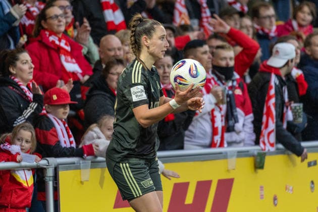 Germany, Google Pixel Womens Bundesliga, Season 2025 2026, Matchday 20, Training Center Cottaweg, RB Leipzig vs 1 FC Union Berlin, White Anna 1 FC Union Berlin, 21 at throw-in Copyright: xMichellexLukax