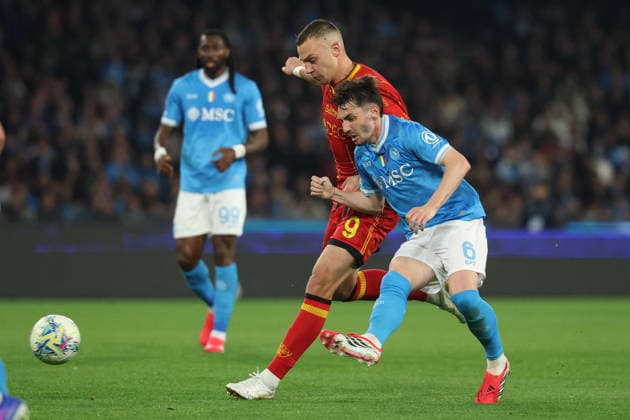 Napoli™s Billy Gilmour during the Serie A soccer match between Napoli and Lecce at the Diego Armando Maradona Stadium in Naples, southern italy - Saturday , March 14 , 2026. - Soccer .  Copyright: xAlessandroxGarofalo LaPressex