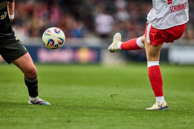 14 03 2026, GER, Womens Soccer, BL, 2025 2026, RB Leipzig 1 FC Union Berlin Detail, Marleen Schimmer 14, RB Leipzig shooting, Puma, match ball by adidas Leipzig Training Center of the Red Bull Saxony Germany