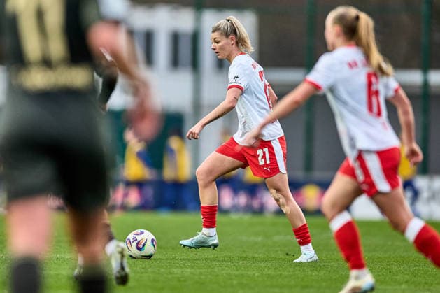 14 03 2026, GER, Womens Soccer, BL, 2025 2026, RB Leipzig 1 FC Union Berlin Julia Landenberger 21, RB Leipzig , action, with ball, goes into dribbling Leipzig training center of the Red Bull Saxony Germany