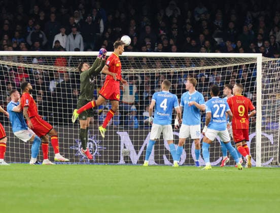 Serie A football match - 2025 26 Napoli vs. Lecce Alex Meret of SSC Napoli - goal the jamil Siebert of US Lecce During the 2025 26 Italian Serie A football match between SSC Napoli and Lecce on March 14, 2026, at the Diego Armando Maradona Stadium in Naples. Pictured: NAPOLI stadio Diego Armando Maradona CAMPANIA ITALIA Copyright: xFABIOxSASSOxFabioxSassox Napoli Lecce2026_03_14Fabio Sasso5234