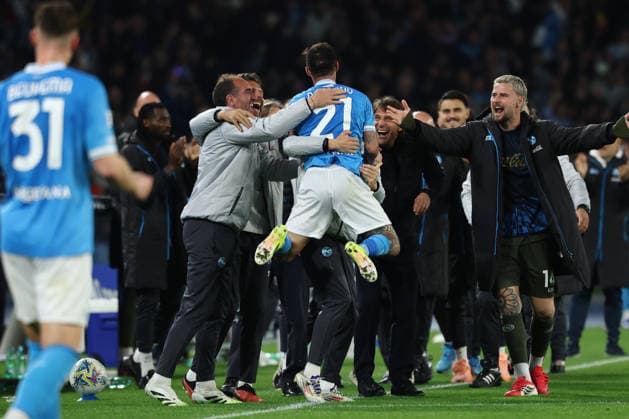 Matteo Politano of SSC Napoli celebrates with team mates after scoring the goal of 2-1 during the Serie A 2025 2026 football match between SSC Napoli and US Lecce at Diego Armando Maradona stadium in Naples (Italy), March 14th, 2026. CesarexPurini