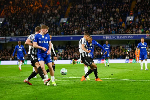 Chelsea v Newcastle United, Premier League Chelsea forward Joao Pedro (20) shoots towards the goal during the Premier League match between Chelsea and Newcastle United at Stamford Bridge, London, UK on 14 March 2026. Editorial use only DataCo restrictions apply See www.football-dataco.com , Copyright: xNigelxKeenex PSI-23886-0076