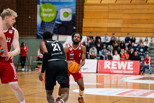 Paderborn Baskets GER vs Bayer Giants Leverkusen GER , Basketball, Barmer 2 Basketball Bundesliga Pro A, 27 Matchday, 14 3 2026, Season 2025 2026, Paderborn Branden Michael Maughmer Paderborn Baskets, 02 before a three-pointer Paderborn Sportzentrum Maspernplatz Germany