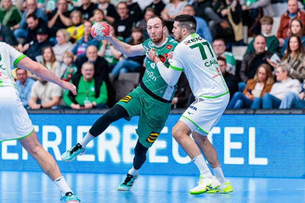 duel, f l Alexander Weck GWD Minden, 73 , Stefan Cavor HSG Wetzlar, 77 GER, GWD Minden vs HSG Wetzlar, Handball, 1 Bundesliga, 25 Matchday, Season 2025 2026, 14 03 2026 GER, GWD Minden vs HSG Wetzlar, Handball, 1 Bundesliga, 25 Matchday, Season 2025 2026, 14 03 2026 Minden Copyright: xEibner-Pressefoto JanxRollingerx EP_JSK