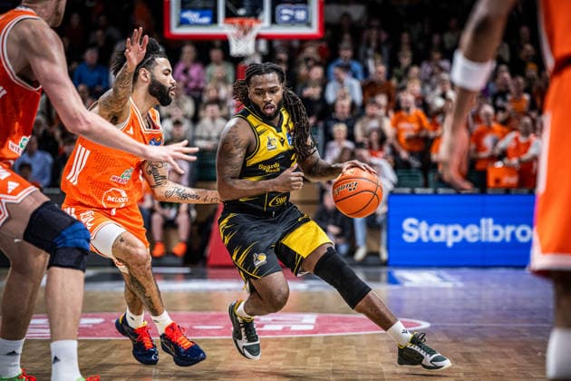 1 Basketball Bundesliga, easyCredit BBL, Season 2025 2026, Men, Main Round, 24 Matchday, 14 03 2026, RASTA Vechta MHP Riesen Ludwigsburg Traveon Buchanan 2 MHP Riesen Ludwigsburg in action Vechta RASTA Dome Lower Saxony Germany