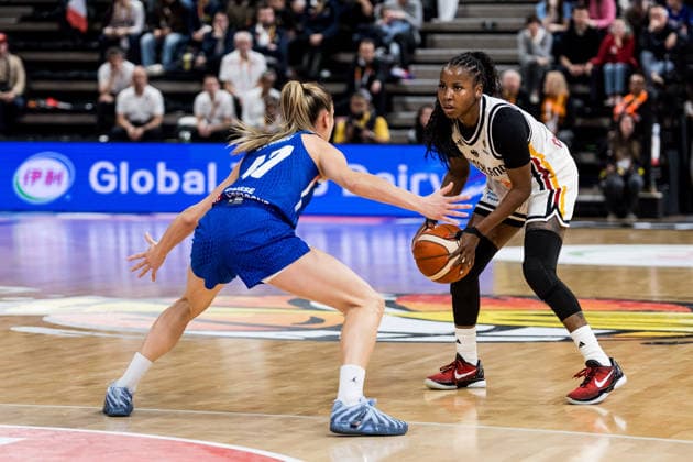 LYON-VILLEURBANNE, FRANCE - MARCH 14: Alexis Peterson (Germany, 1) controls the ball against Romane Bernies (France, 47) during the FIBA Women™s World Cup Qualifying Tournament match between Germany (GER) vs. France (FRA) at Astroballe on matchday 3 of the FIBA Women™s World Cup Qualifying Tournament on March 14, 2026 in Lyon-Villeurbanne, France. France Copyright: xSteffiexWunderlx