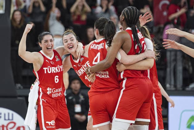 Turkiye v Japan - FIBA Women’s World Cup Qualifiers ISTANBUL, TURKIYE - MARCH 14: Turkiye players celebrate after winning the the FIBA Women’s World Cup Qualifiers Group C match against Japan at the Turkcell Basketball Development Center in Istanbul, Turkiye on March 14, 2026. Beyza Comert Anadolu Istanbul Turkey. Editorial use only. Please get in touch for any other usage.  Copyright: x2026xAnadoluxBeyzaxComertx