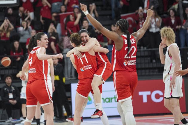 Turkiye v Japan - FIBA Women’s World Cup Qualifiers ISTANBUL, TURKIYE - MARCH 14: Turkiye players celebrate after winning the the FIBA Women’s World Cup Qualifiers Group C match against Japan at the Turkcell Basketball Development Center in Istanbul, Turkiye on March 14, 2026. Beyza Comert Anadolu Istanbul Turkey. Editorial use only. Please get in touch for any other usage.  Copyright: x2026xAnadoluxBeyzaxComertx