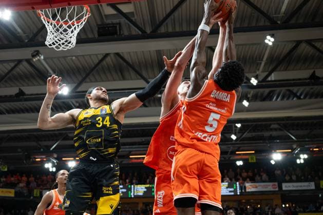 GER, Basketball, easy Credit BBL, Rasta Vechta vs MHP Riesen Ludwigsburg 14 03 2026, Rasta Dome, Vechta, GER, easy Credit BBL, Rasta Vechta vs MHP Riesen Ludwigsburg , pictured Gavin SCHILLING MHP Riesen Ludwigsburg 34 Tibor PLEIß PLEISS Rasta Vechta 22 TJ BAMBA Rasta Vechta 5 nordphotoxgmbhx xRojahn nph00310