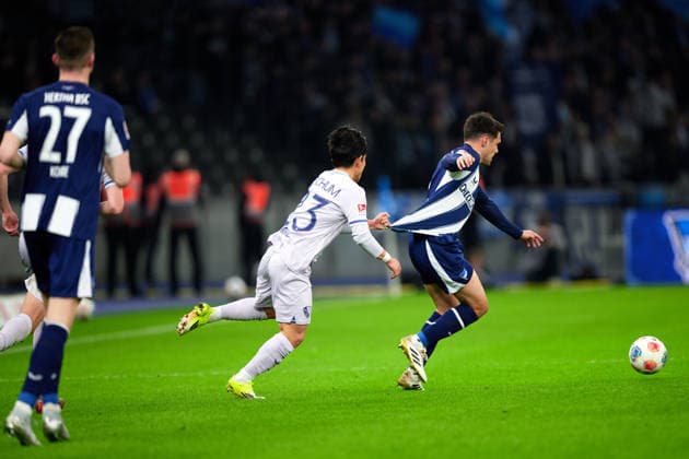Koji Miyoshi VfL Bochum 1848, 23 , Josip Brekalo Hertha BSC, 07 , GER, Hertha BSC vs ,VfL Bochum 1848, 2 Bundesliga, Season 2025 2026, Matchday 26, 14 03 2026 DFL REGULATES PROHIBIT ANY USE OF PHOTOGRAPHS AS IMAGE SEQUENCES AND OR QUASI VIDEO GER, Hertha BSC vs ,VfL Bochum 1848, 2 Bundesliga, Season 2025 2026, Matchday 26, 14 03 2026 Berlin Copyright: xClaudiusxRauch,xEibner-Pressefotox xClaudiusxRauchx EP_CRH