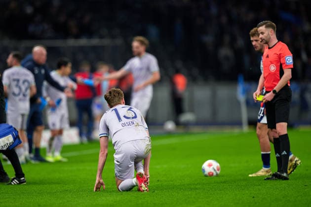 Oliver Olsen VfL Bochum 1848, 13 , yellow card, GER, Hertha BSC vs ,VfL Bochum 1848, 2 Bundesliga, Season 2025 2026, Matchday 26, 14 03 2026 DFL REGULATIONS PROHIBIT ANY USE OF PHOTOGRAPHS AS IMAGE SEQUENCES AND OR QUASI VIDEO GER, Hertha BSC vs ,VfL Bochum 1848, 2 Bundesliga, Season 2025 2026, Matchday 26, 14 03 2026 Berlin Copyright: xClaudiusxRauch,xEibner-Pressefotox xClaudiusxRauchx EP_CRH