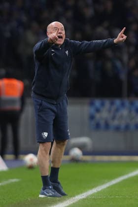 14 03 2025, xtgx, Fußball 2 Bundesliga, Hertha BSC Berlin VfL Bochum emspor, v l Uwe Roesler Rösler, Bochum, Trainer gibt Anweisungen, gestikuliert mit den Armen, gesticulate, gives instructions DFL DFB REGULATIONS PROHIBIT ANY USE OF PHOTOGRAPHS as IMAGE SEQUENCES and or QUASI VIDEO Berlin