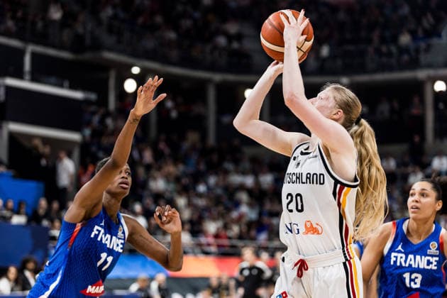 LYON-VILLEURBANNE, FRANCE - MARCH 14: Frieda Buehner (Bühner, Buhner Germany, 20) shoots the ball over Valeriane Ayayi (France, 11) during the FIBA Women™s World Cup Qualifying Tournament match between Germany (GER) vs. France (FRA) at Astroballe on matchday 3 of the FIBA Women™s World Cup Qualifying Tournament on March 14, 2026 in Lyon-Villeurbanne, France. France Copyright: xSteffiexWunderlx