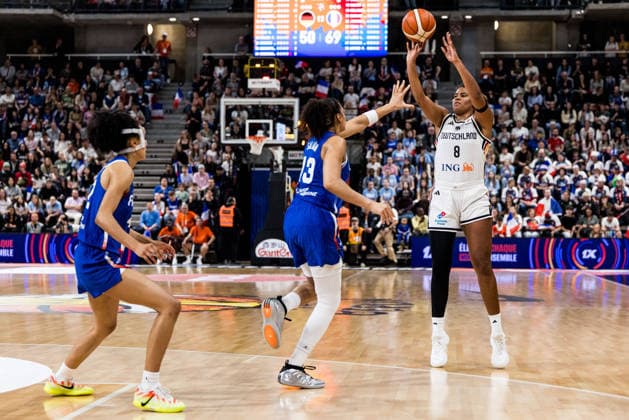 LYON-VILLEURBANNE, FRANCE - MARCH 14: Nyara Sabally (Germany, 8) shoots the ball over Janelle Salaun (France, 13) during the FIBA Women™s World Cup Qualifying Tournament match between Germany (GER) vs. France (FRA) at Astroballe on matchday 3 of the FIBA Women™s World Cup Qualifying Tournament on March 14, 2026 in Lyon-Villeurbanne, France. France Copyright: xSteffiexWunderlx