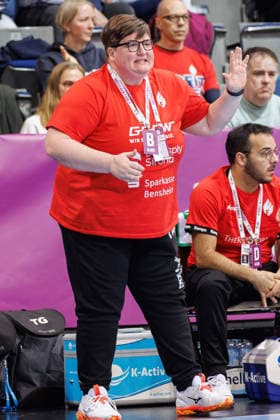 Ilka Fickinger Bensheim Auerbach, Coach gesticulating, 14 03 2026, Stuttgart Germany , Handball Women, Final4 2026, Semifinal 1, Thüringer HC HSG Bensheim Auerbach xprx