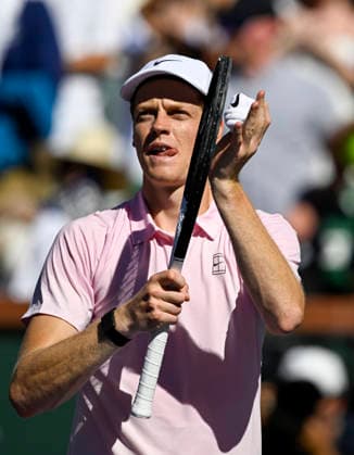 March 14, 2026 Jannik Sinner (ITA) celebrates defeating Alexander Zverev (GER) during their semifinal match at the BNP Paribas Open held at the Indian Wells Tennis Garden in Indian Wells, California. Mandatory Photo Credit : CSM Indian Wells United States of America - ZUMAc04_ 20260314_zma_c04_019 Copyright: xCharlesxBausx