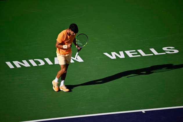 March 14, 2026 Carlos Alcaraz (ESP) celebrates after winning a point against Daniil Medvedev during their semifinal match at the BNP Paribas Open held at the Indian Wells Tennis Garden in Indian Wells, California. Mandatory Photo Credit : CSM Indian Wells United States of America - ZUMAc04_ 20260314_zma_c04_067 Copyright: xCharlesxBausx
