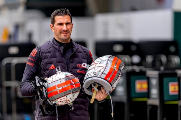 SHANGHAI Mechanic with the helmets of Formula 1 driver Nico Hulkenberg or Audi Revolut F1 Team during the Formula 1 China Shanghai race at the Shanghai International Circuit on March 15, 2025 in Shanghai, China Photo by DeFodi Images