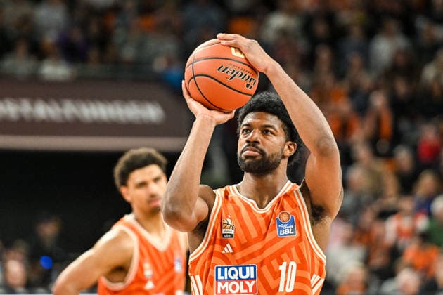 GER, BBL, ratiopharm Ulm vs Science City Jena 14 03 2026, ratiopharm arena, Neu Ulm, GER, BBL, ratiopharm Ulm vs Science City Jena, pictured Malik Osborne Ulm, 10 nordphotoxGmbHx xHafner nph00200