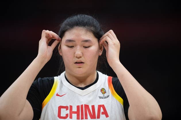 (260315) -- WUHAN, March 15, 2026 -- Zhang Ziyu of China reacts during the group A match between China and South Sudan at FIBA Women s World Cup Qualifying Tournaments in Wuhan, central China s Hubei Province, March 14, 2026. ) (SP)CHINA-WUHAN-FIBA-WOMEN S WORLD CUP 2026-QUALIFYING-CHN VS SSD (CN) XiaoxYijiu 