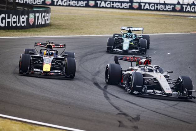SHANGHAI - Max Verstappen (Oracle Red Bull Racing) and Nico Hülkenberg (Audi Revolut F1 Team) in action during the race at the Shanghai International Circuit ahead of the Chinese Grand Prix. SANDER KONING ANP xVIxANPxSportx xxANPxIVx 553377193 originalFilename: 553377193.jpg