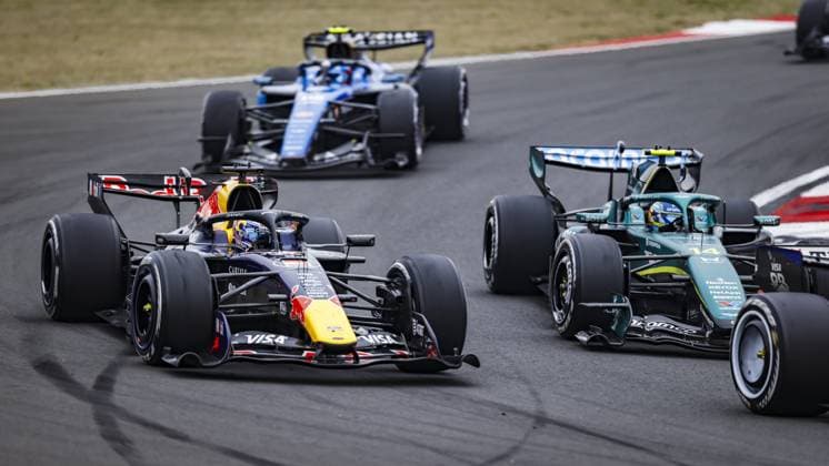 SHANGHAI - Max Verstappen (Oracle Red Bull Racing), Fernando Alonso (Aston Martin Aramco Formula One Team) and Carlos Sainz (Atlassian Williams F1 Team) in action during the race at the Shanghai International Circuit ahead of the Chinese Grand Prix. SANDER KONING ANP xVIxANPxSportx xxANPxIVx 553378107 originalFilename: 553378107.jpg