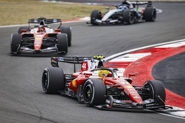 SHANGHAI - Lewis Hamilton (Scuderia Ferrari HP) and Charles Leclerc (Scuderia Ferrari HP) in action during the race at the Shanghai International Circuit ahead of the Chinese Grand Prix. SANDER KONING ANP xVIxANPxSportx xxANPxIVx 553378286 originalFilename: 553378286.jpg