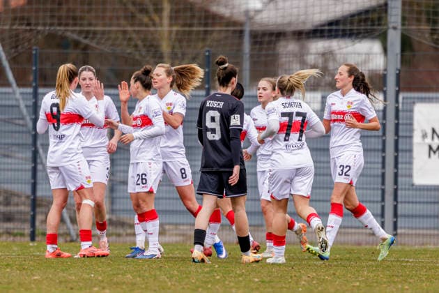 Ingolstadt, Germany 15 March 2026 2 BL Women 2025 2026 FC Ingolstadt 04 vs VfB Stuttgart In the picture The VfB players cheer after the goal to 1 1 ESV Stadion Bayern Copyright: xFotostandx xSchäferx