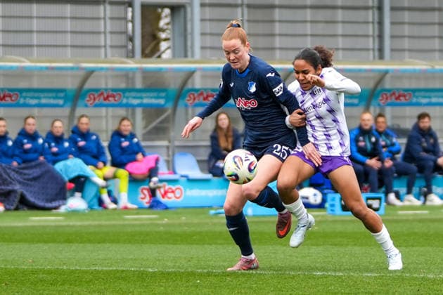 Google Pixel Frauen Bundesliga TSG Hoffenheim vs SGS Essen, Dietmar Hopp Stadion, 15 03 2026 duel between NikÃ e van Dijk TSG Hoffenheim Frauen, 25 and Ella Touon SGS Essen Frauen, 32 Google Pixel Frauen Bundesliga TSG Hoffenheim vs SGS Essen, Dietmar Hopp Stadion, 15 03 2026 DFB DFL REGULATIONS PROHIBIT ANY USE OF PHOTOGRAPHS AS IMAGE SEQUENCES AND OR QUASI VIDEO Copyright: xBEAUTILUSxSPORTS Hillx