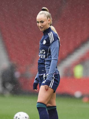 Liverpool Women v Leicester City Women Barclays Women s Super League Alisha Lehmann of Leicester City Women warms up before the Barclays Women s Super League match at BrewDog Stadium, St Helens 15 03 2026 UK Newspapers OUT Copyright: xMikexMartinx FIL-23137-0022