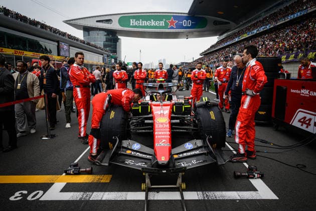 Formula 1 Chinese Grand Prix 2026 SHANGHAI, CHINA - MARCH 15: Lewis Hamilton of Great Britain and the (44) Scuderia Ferrari SF-26 prepares ahead of the Formula 1 Chinese Grand Prix at Shanghai International Circuit on March 15, 2026 in Shanghai, China. John Ricky Anadolu Shanghai China. Editorial use only. Please get in touch for any other usage.  Copyright: x2026xAnadoluxJohnxRickyx