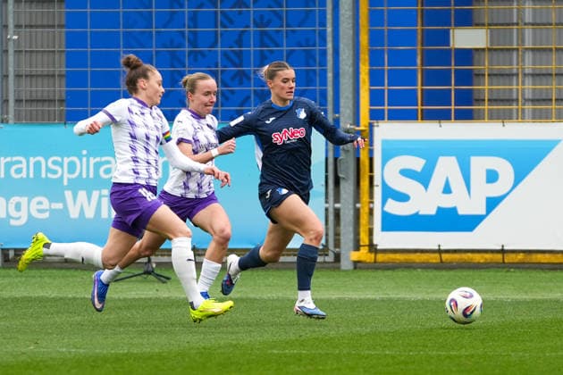 Google Pixel Women Bundesliga TSG Hoffenheim vs SGS Essen, Dietmar Hopp Stadion, 15 03 2026 Duel between Selina Cerci TSG Hoffenheim Women, 29 and Beke Sterner SGS Essen Women, 19 Google Pixel Women Bundesliga TSG Hoffenheim vs SGS Essen, Dietmar Hopp Stadion, 15 03 2026 DFB DFL REGULATIONS PROHIBIT ANY USE OF PHOTOGRAPHS AS IMAGE SEQUENCES AND OR QUASI VIDEO Copyright: xBEAUTILUSxSPORTS Hillx