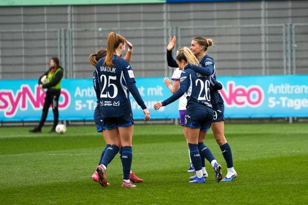 Google Pixel Frauen Bundesliga TSG Hoffenheim vs SGS Essen, Dietmar Hopp Stadion, 15 03 2026 Goalscorer and celebration by Janna Grimm TSG Hoffenheim Frauen, 26 , Goal for 3 0 for TSG Hoffenheim Frauen Google Pixel Frauen Bundesliga TSG Hoffenheim vs SGS Essen, Dietmar Hopp Stadion, 15 03 2026 DFB DFL REGULATIONS PROHIBIT ANY USE OF PHOTOGRAPHS AS IMAGE SEQUENCES AND OR QUASI VIDEO Copyright: xBEAUTILUSxSPORTS Hillx