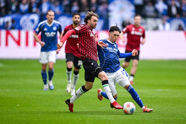 15 03 2026, Football, 2 Bundesliga, Season 2025 2026, Matchday 26, FC Schalke 04 Hannover 96, Kolja Oudenne Hannover 96 , Soufiane El Faouzi FC Schalke 04 xRHR PHOTO YYx Copyright: KROEGER RHR-FOTOx RHR-FOTO YY
