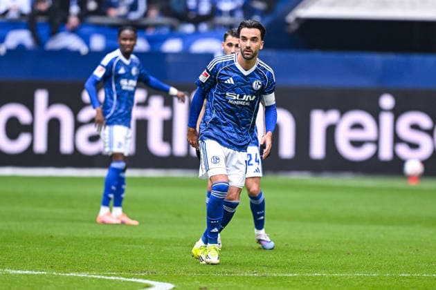 15 03 2026, Football, 2 Bundesliga, Season 2025 2026, Matchday 26, FC Schalke 04 Hannover 96, Kenan Karaman FC Schalke 04 xRHR PHOTO YYx Copyright: KROEGER RHR-FOTOx RHR-FOTO YY