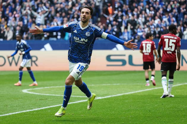 2 Bundesliga FC Schalke 04 Hannover 96 on 15 03 2026 in the Veltins Arena on Schalke Cheers, goal celebration, goal scorer, goal scorer Kenan Karaman Schalke 19 cheers after his goal to 2 to 0 MH